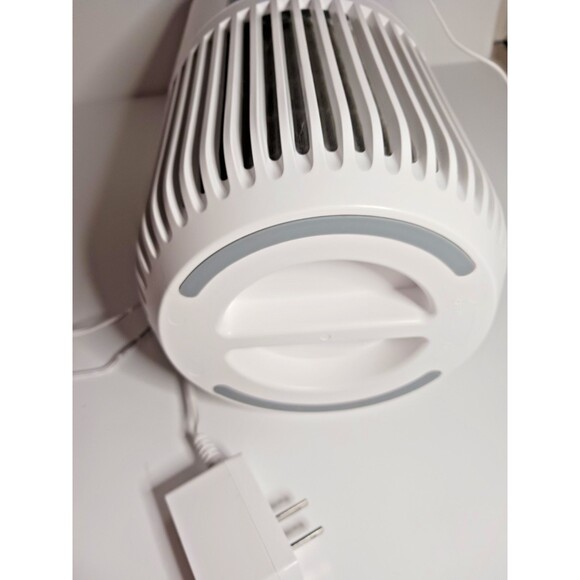 GoveeLife Mini Air Purifier for Bedroom, HEPA Smart Filter Air Purifier H7126 - Picture 2 of 9